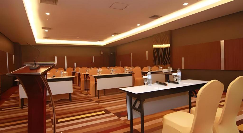 Hotel Falatehan Dżakarta Zewnętrze zdjęcie